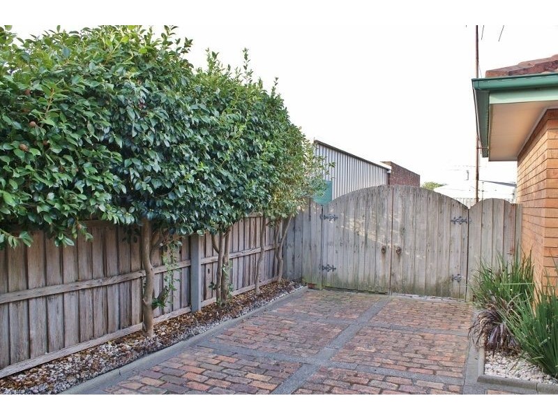 13 Colli Drive, Newborough VIC 3825