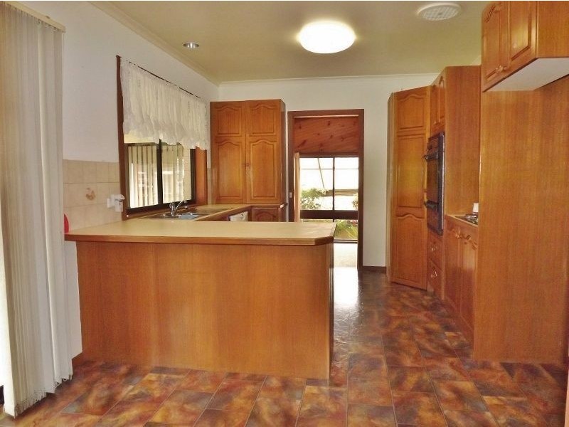 3 Kenall Drive, Moe VIC 3825