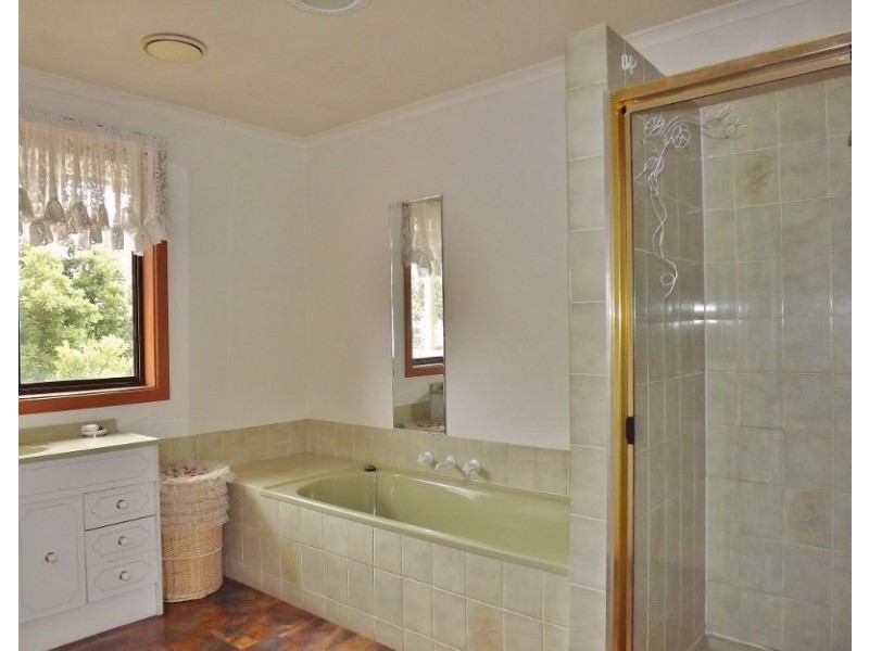 3 Kenall Drive, Moe VIC 3825