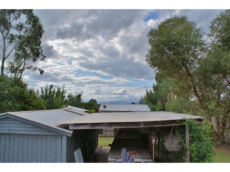 4 Richard Street, Moe VIC 3825
