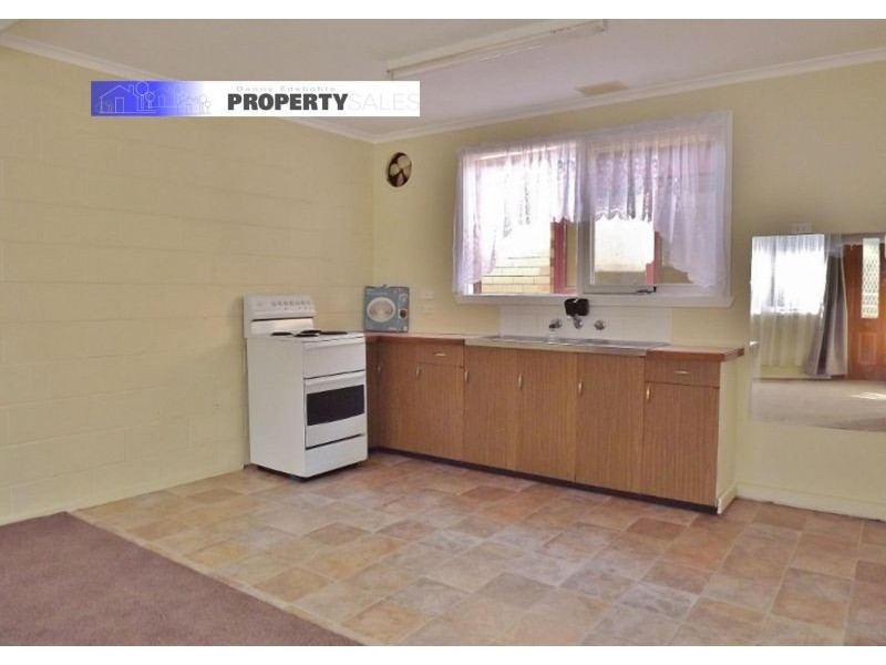 5/3 Linton Avenue, Moe VIC 3825