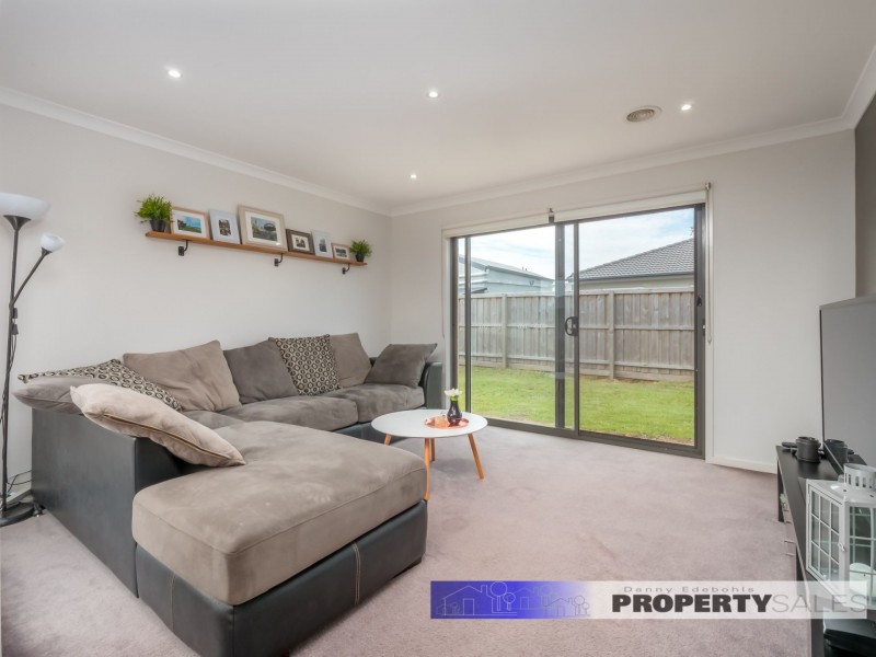 14 Avoca Place, Moe VIC 3825