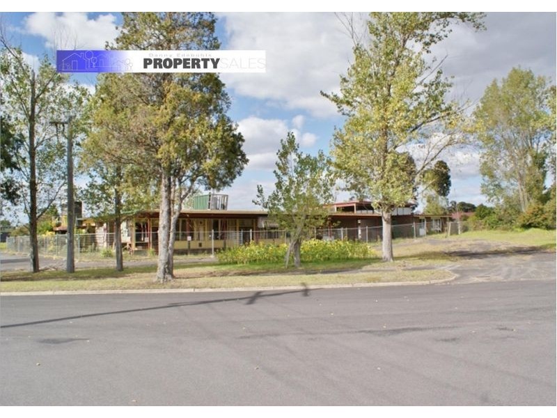 201- 209 Lloyd Street, Moe VIC 3825