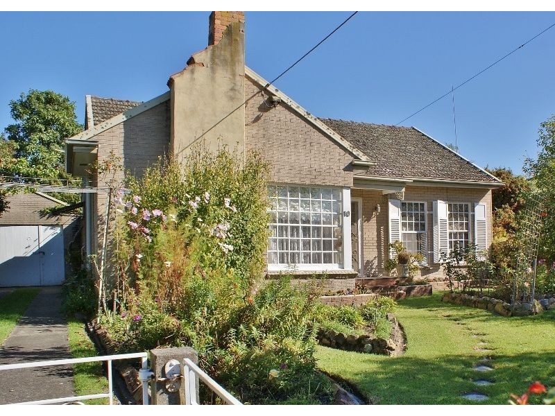 10 Eden Street, Moe VIC 3825