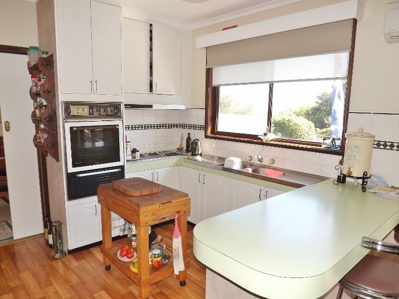 2 Tovell Street, Newborough VIC 3825