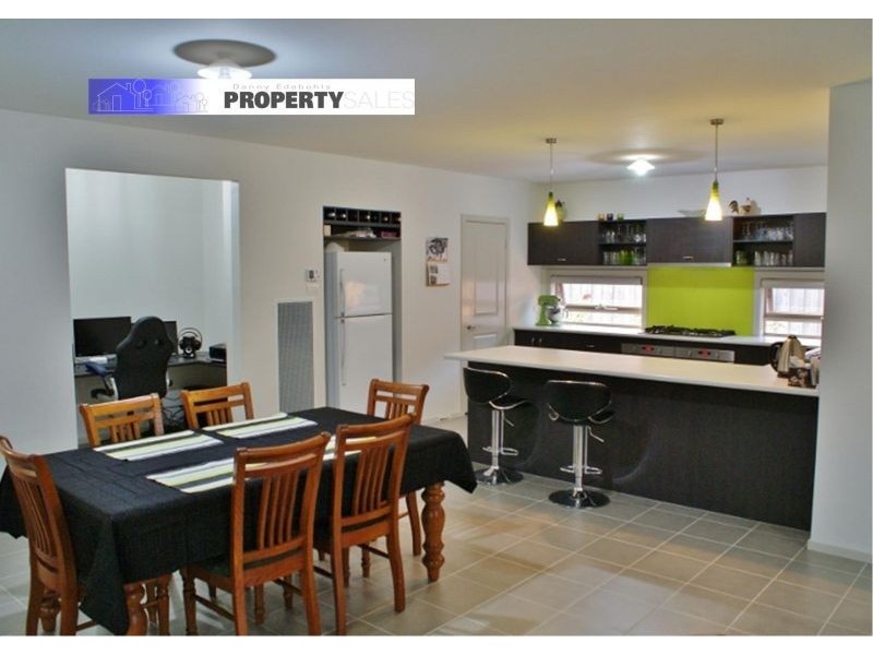 21 Harrison Boulevard, Newborough VIC 3825