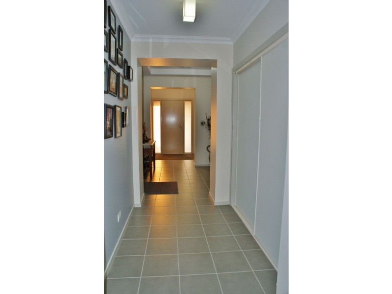 21 Harrison Boulevard, Newborough VIC 3825