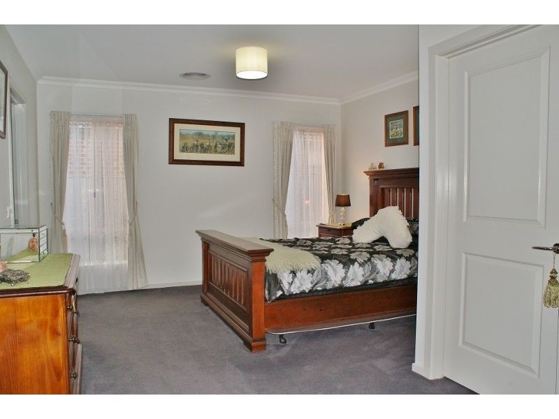 21 Harrison Boulevard, Newborough VIC 3825