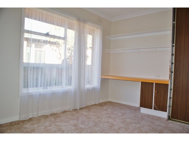 2 Vale Street, Moe VIC 3825