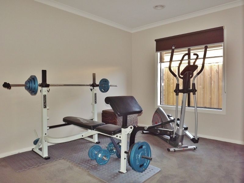 .4 Flores Street, Trafalgar VIC 3824