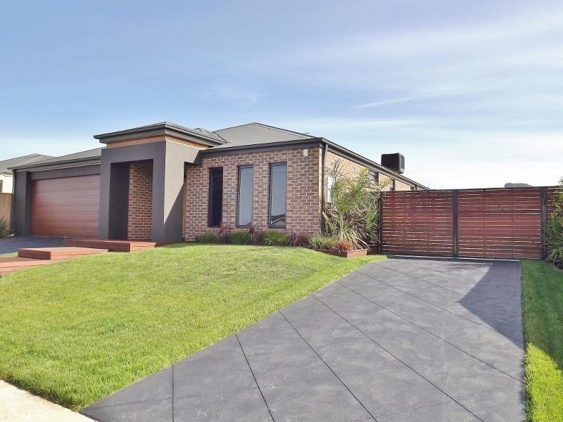 .4 Flores Street, Trafalgar VIC 3824