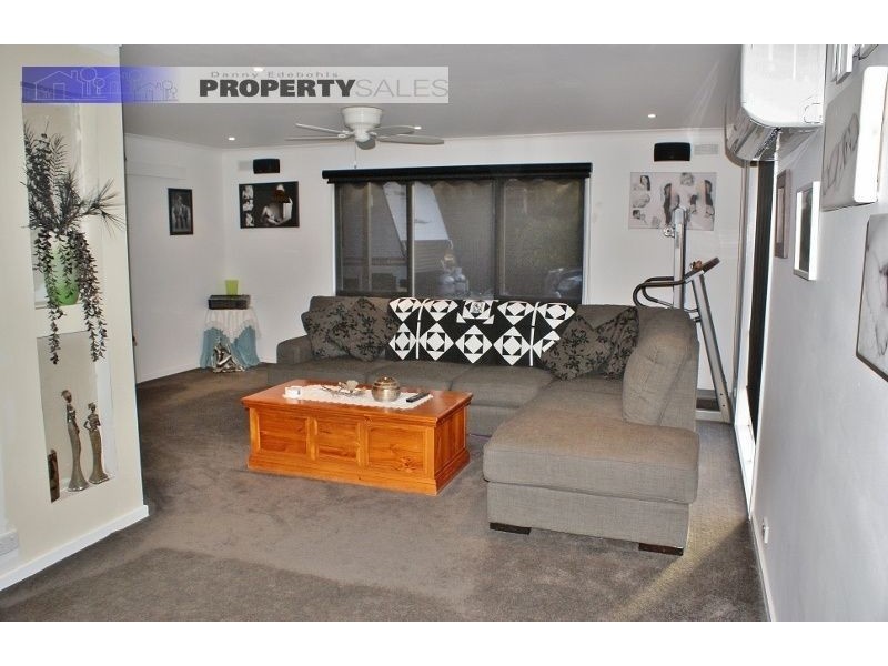 4 Purvis Street, Moe VIC 3825