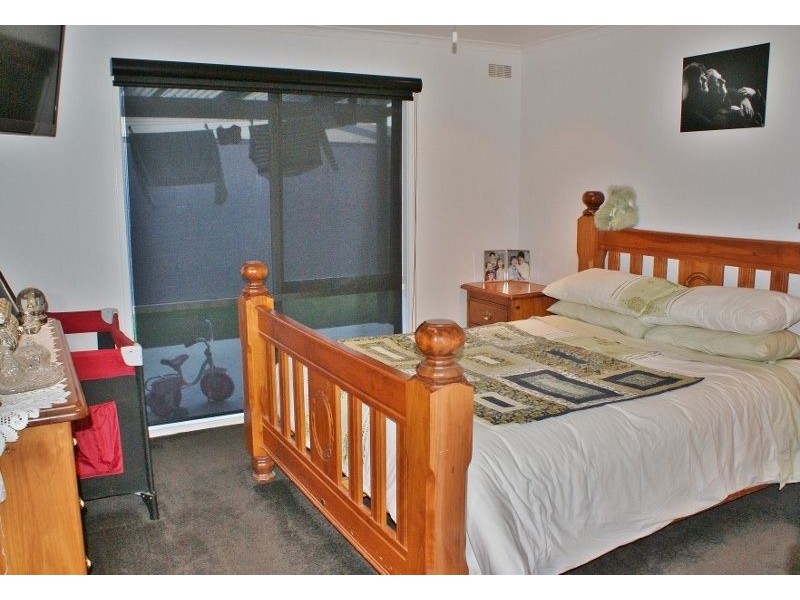4 Purvis Street, Moe VIC 3825