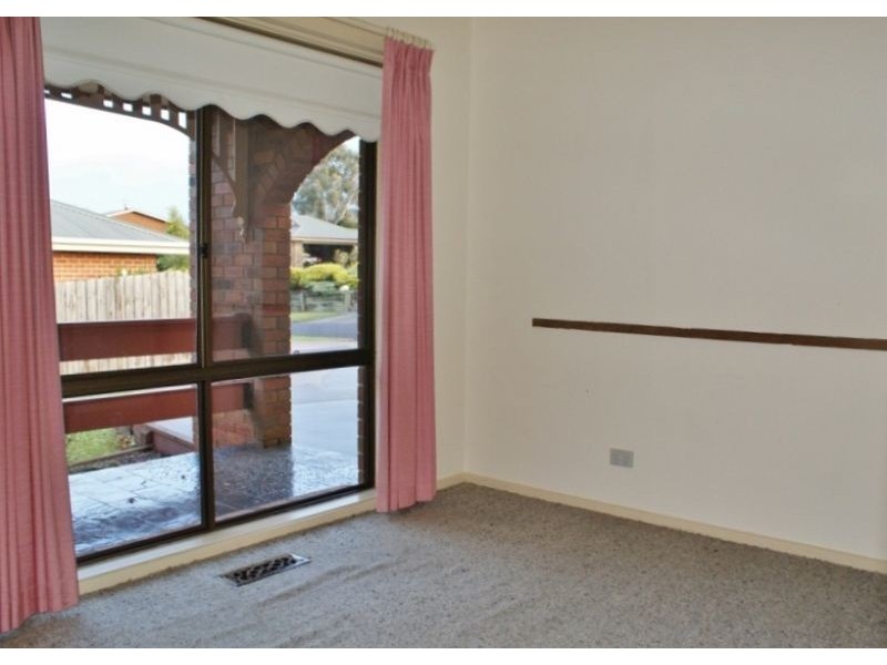 13 Wirrana Drive, Moe VIC 3825