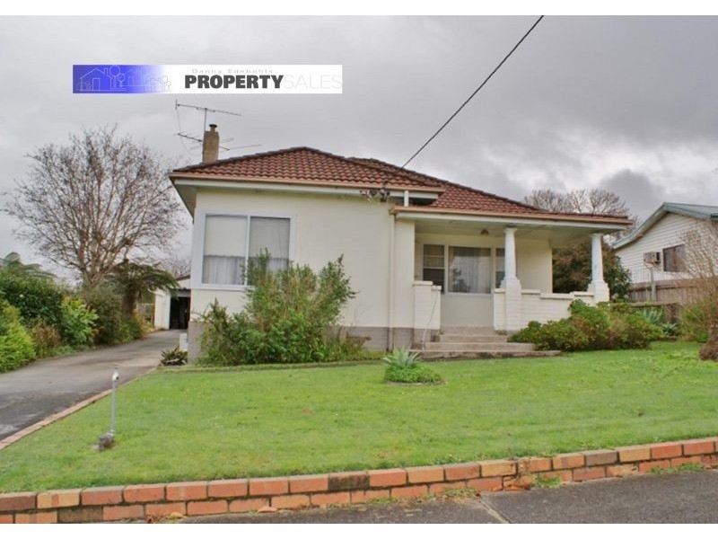 12 Law Street, Newborough VIC 3825