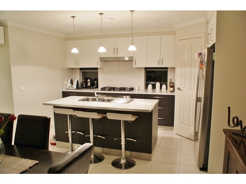 17 Leadbeater Mews, Newborough VIC 3825