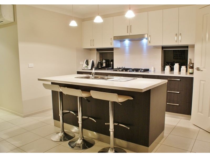 17 Leadbeater Mews, Newborough VIC 3825