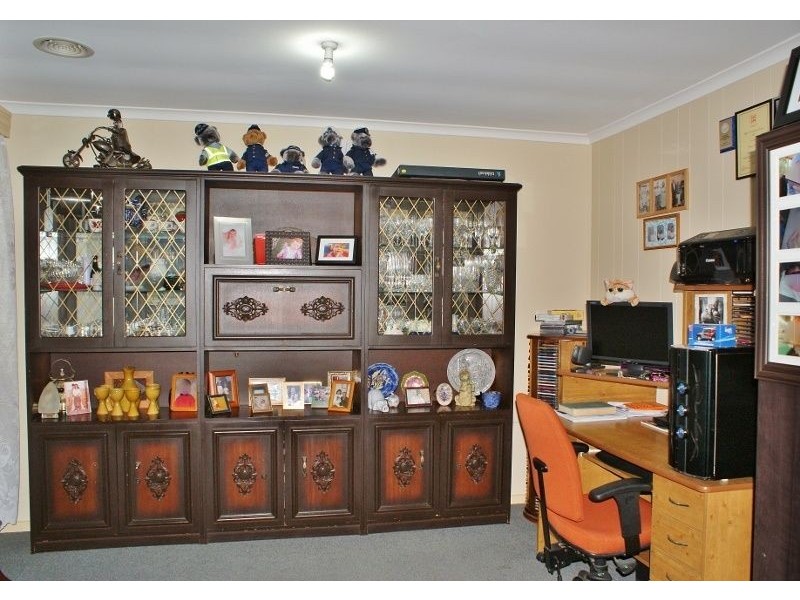 12 Tuxford Street, Newborough VIC 3825