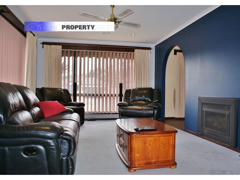8 Strzelecki Road, Newborough VIC 3825