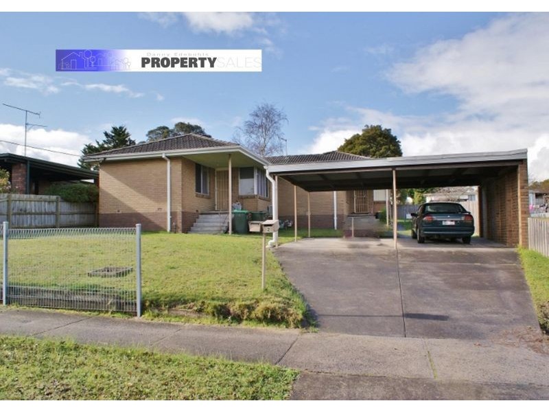 1 & 2/20 Guy Street, Newborough VIC 3825