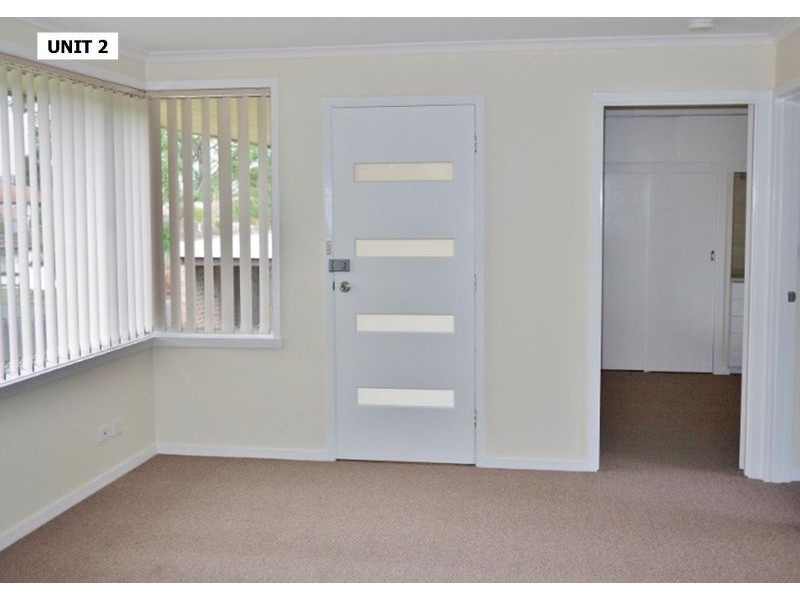 1 & 2/20 Guy Street, Newborough VIC 3825