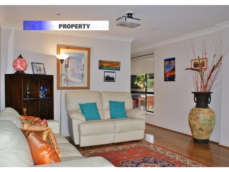 18 Saxtons Drive, Moe VIC 3825