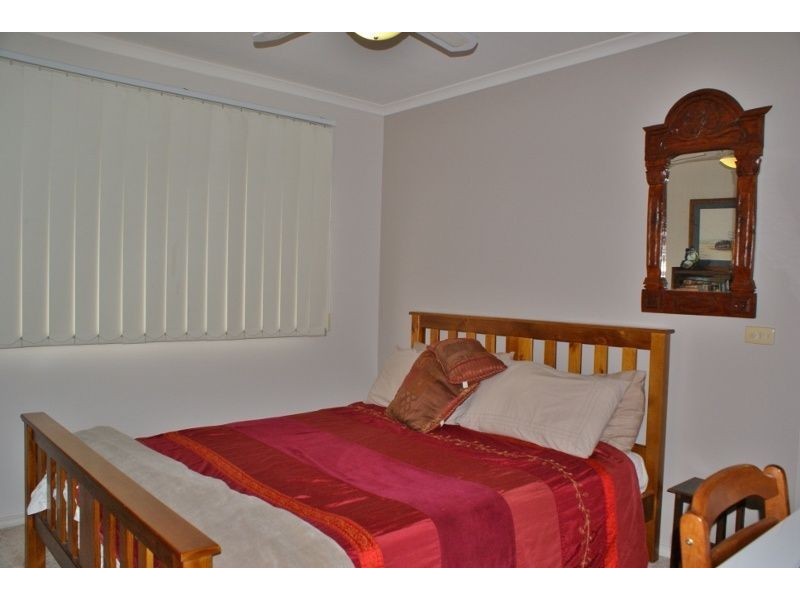 18 Saxtons Drive, Moe VIC 3825