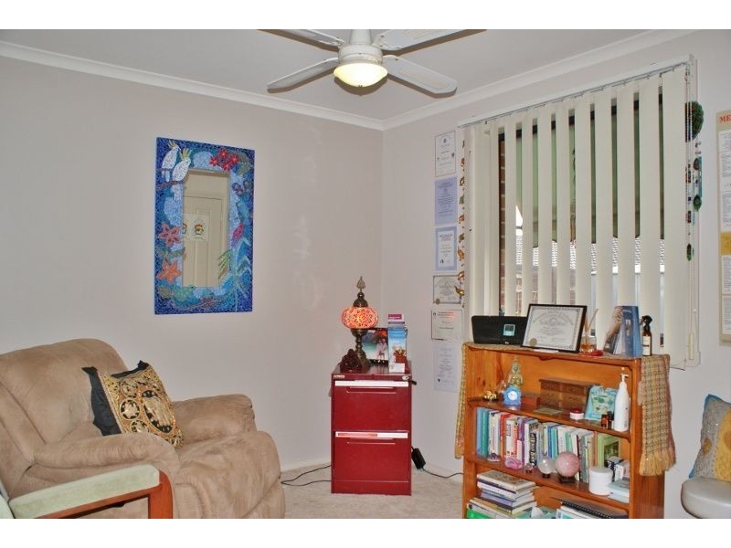 18 Saxtons Drive, Moe VIC 3825