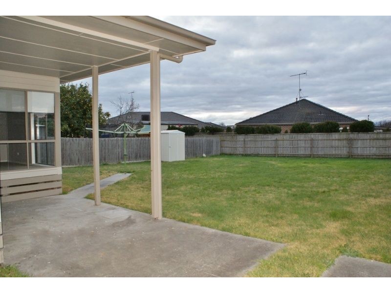 20 Victoria Street, Moe VIC 3825