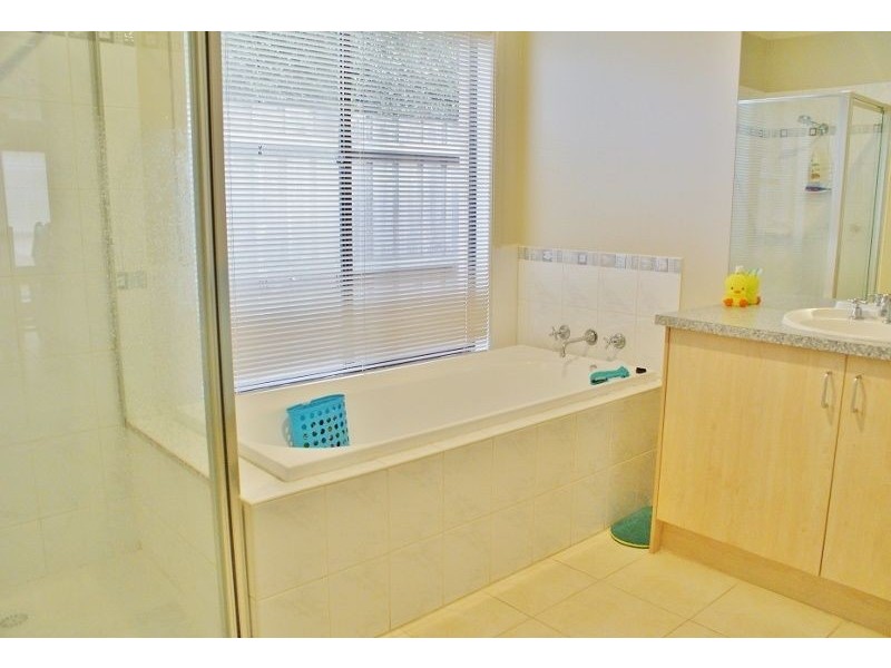 54 Davey Drive, Trafalgar VIC 3824