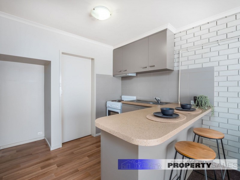 2/6 March Street, Newborough VIC 3825