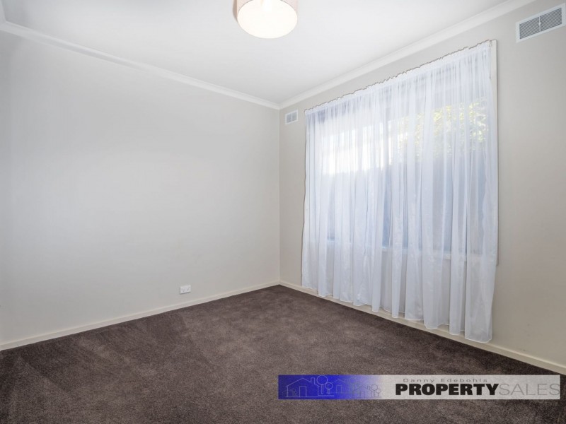 2/6 March Street, Newborough VIC 3825