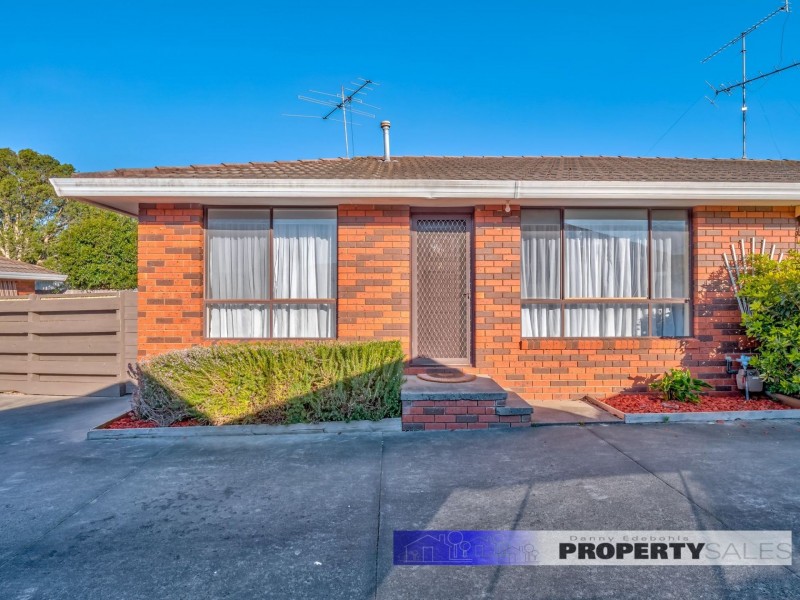 2/6 March Street, Newborough VIC 3825