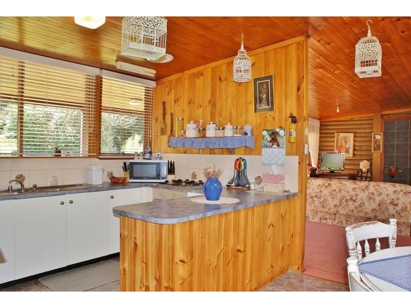 2 Jordan Court, Rawson VIC 3825
