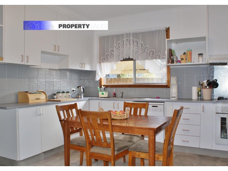 4 John Street, Moe VIC 3825