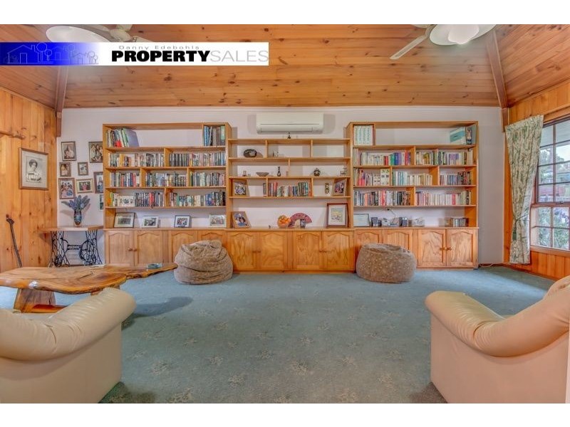 705 Purvis Road, Yallourn North VIC 3825