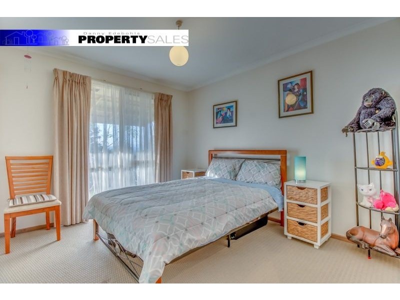 3 Orion Court, Moe VIC 3825