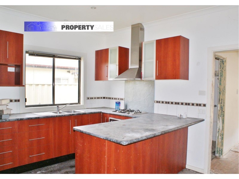 89 Hennessey Street, Moe VIC 3825