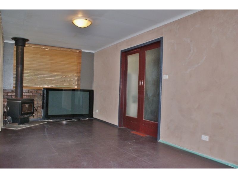 82 Shanahan Parade, Newborough VIC 3825