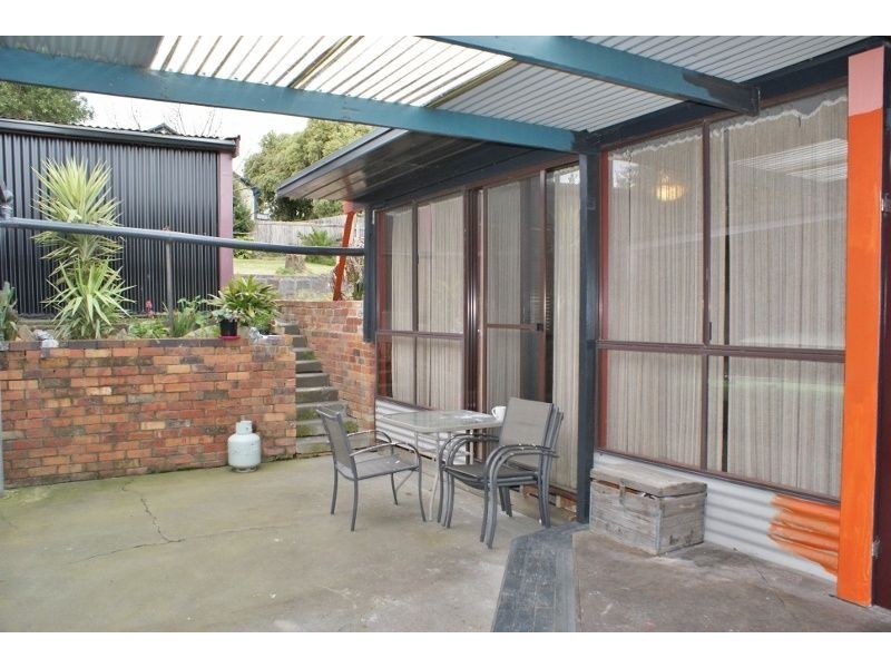 82 Shanahan Parade, Newborough VIC 3825