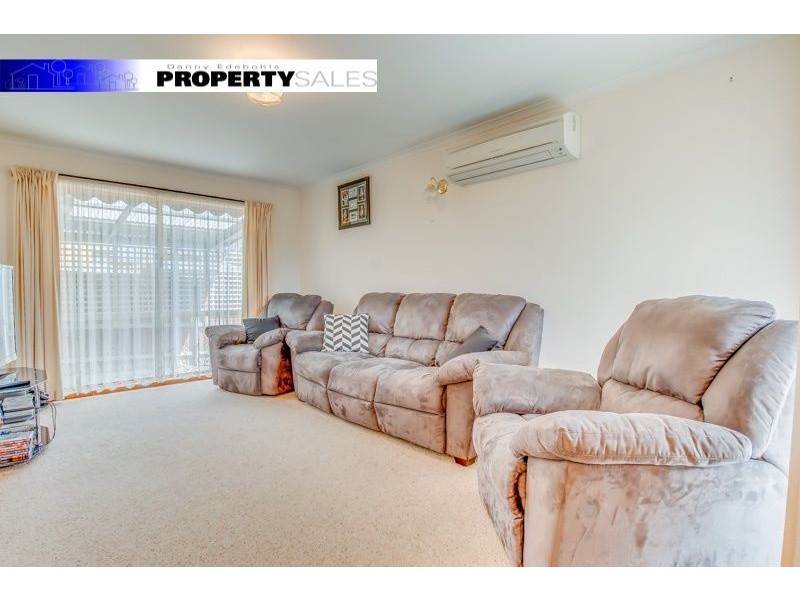 2/25 Monash Road, Newborough VIC 3825