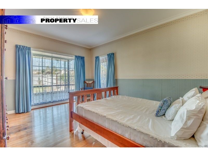 12 Vale Street, Moe VIC 3825