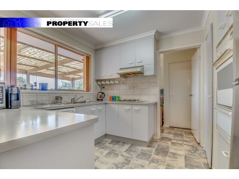 73 Coalville Road, Moe VIC 3825