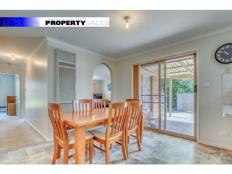 73 Coalville Road, Moe VIC 3825