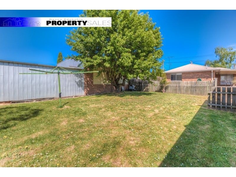 73 Coalville Road, Moe VIC 3825