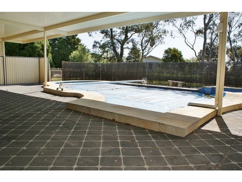 112a Narracan Drive, Newborough VIC 3825