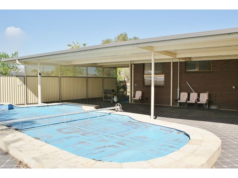112a Narracan Drive, Newborough VIC 3825