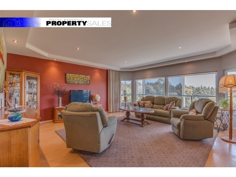 34 Pineridge Road, Moe South VIC 3825