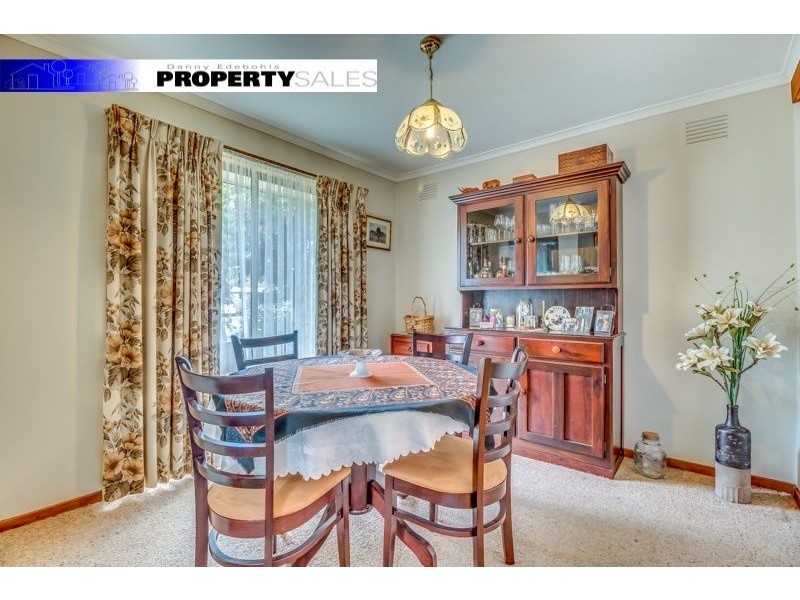 4 Crowe Court, Newborough VIC 3825