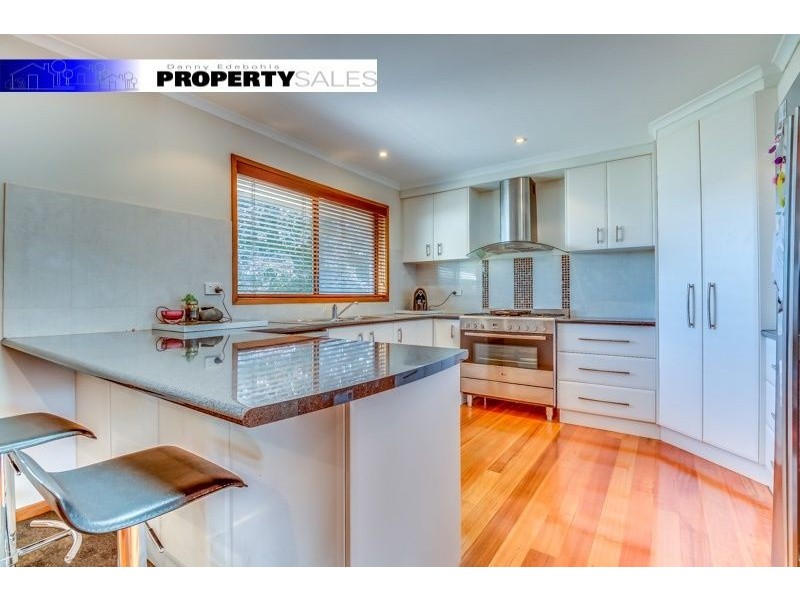 1 Cross Street, Newborough VIC 3825